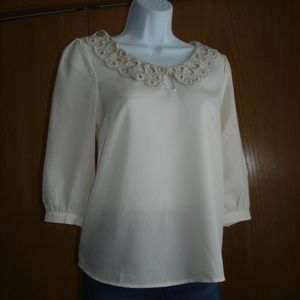 Hearts Blouse with embroidered collar.